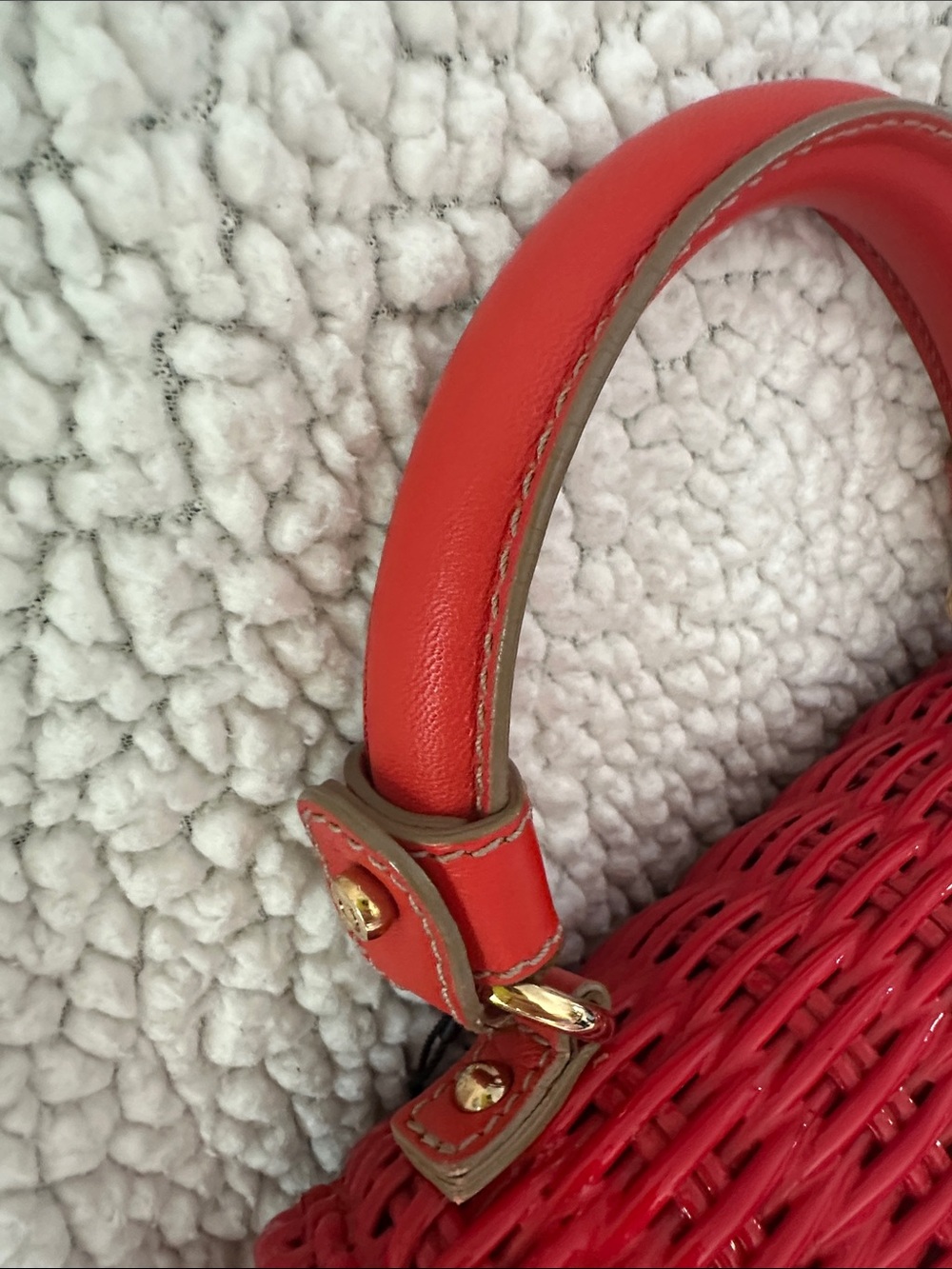 Salvatore Ferragamo Gancini Red Woven Rattan Basket Top-Handle Satchel with CoA - Picture 3 of 16